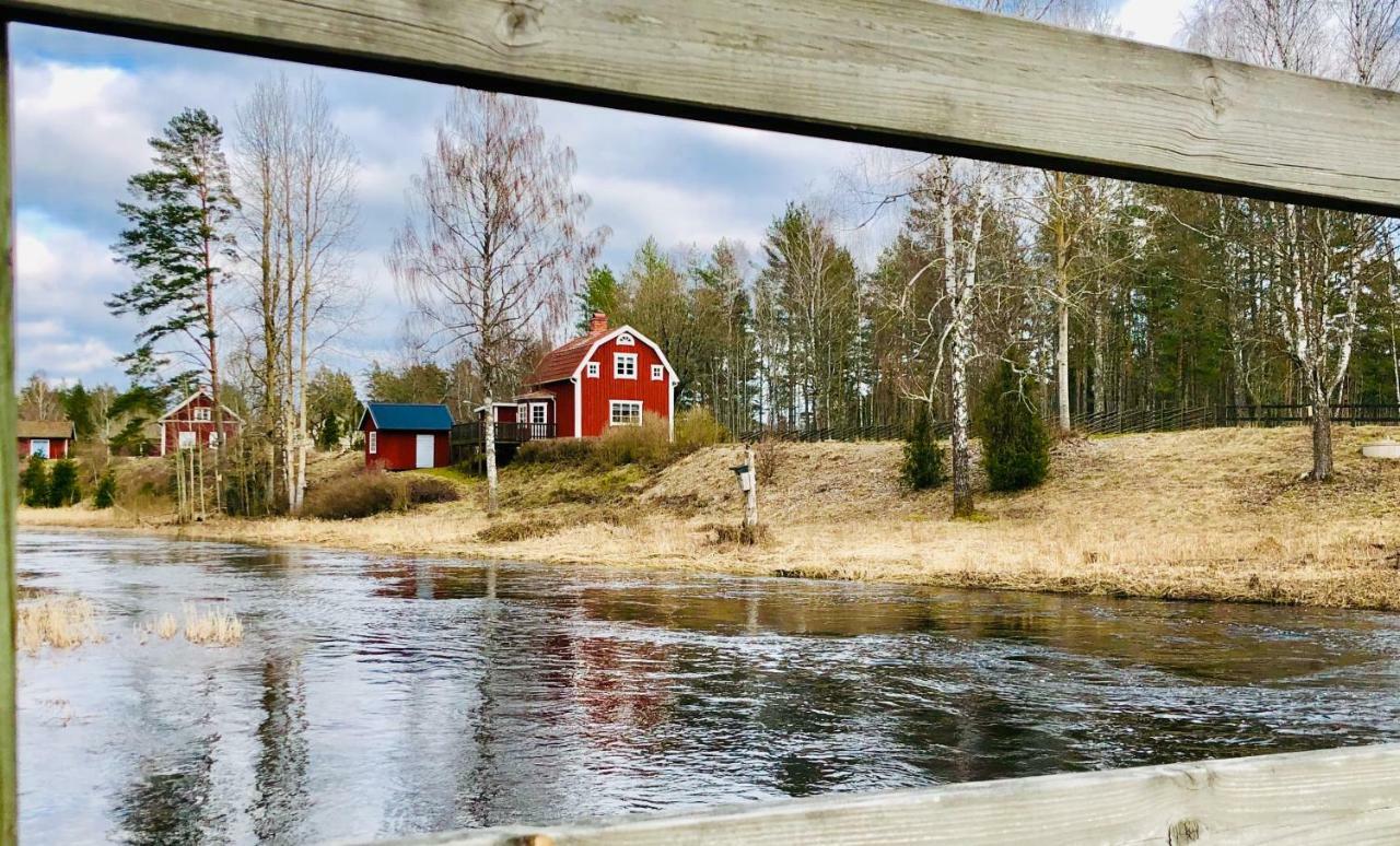 Cosy River House Kvillsfors Exterior foto